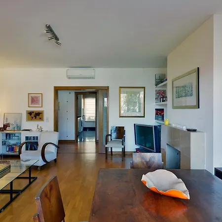 Apartment Feels Like - Restelo Flat With Terrace